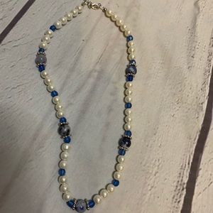 Pearl Necklace with Blue Stones